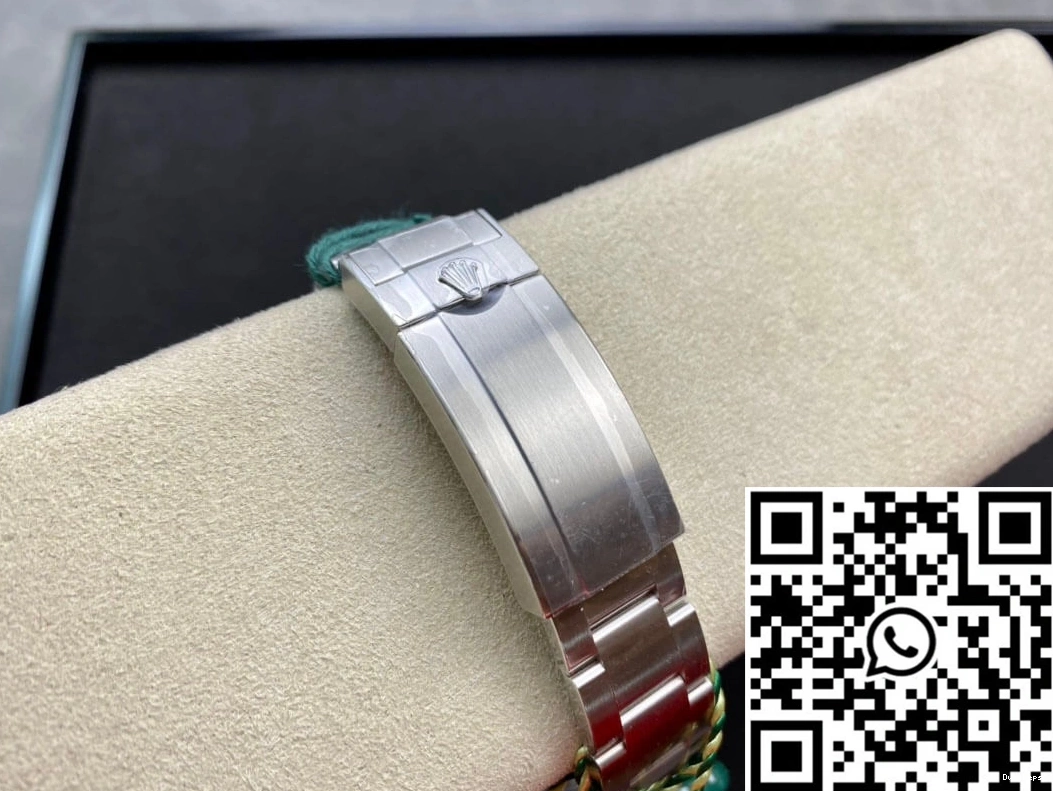 VS Factory Bezel Green Submariner M126610LV-0002 Rolex 1230